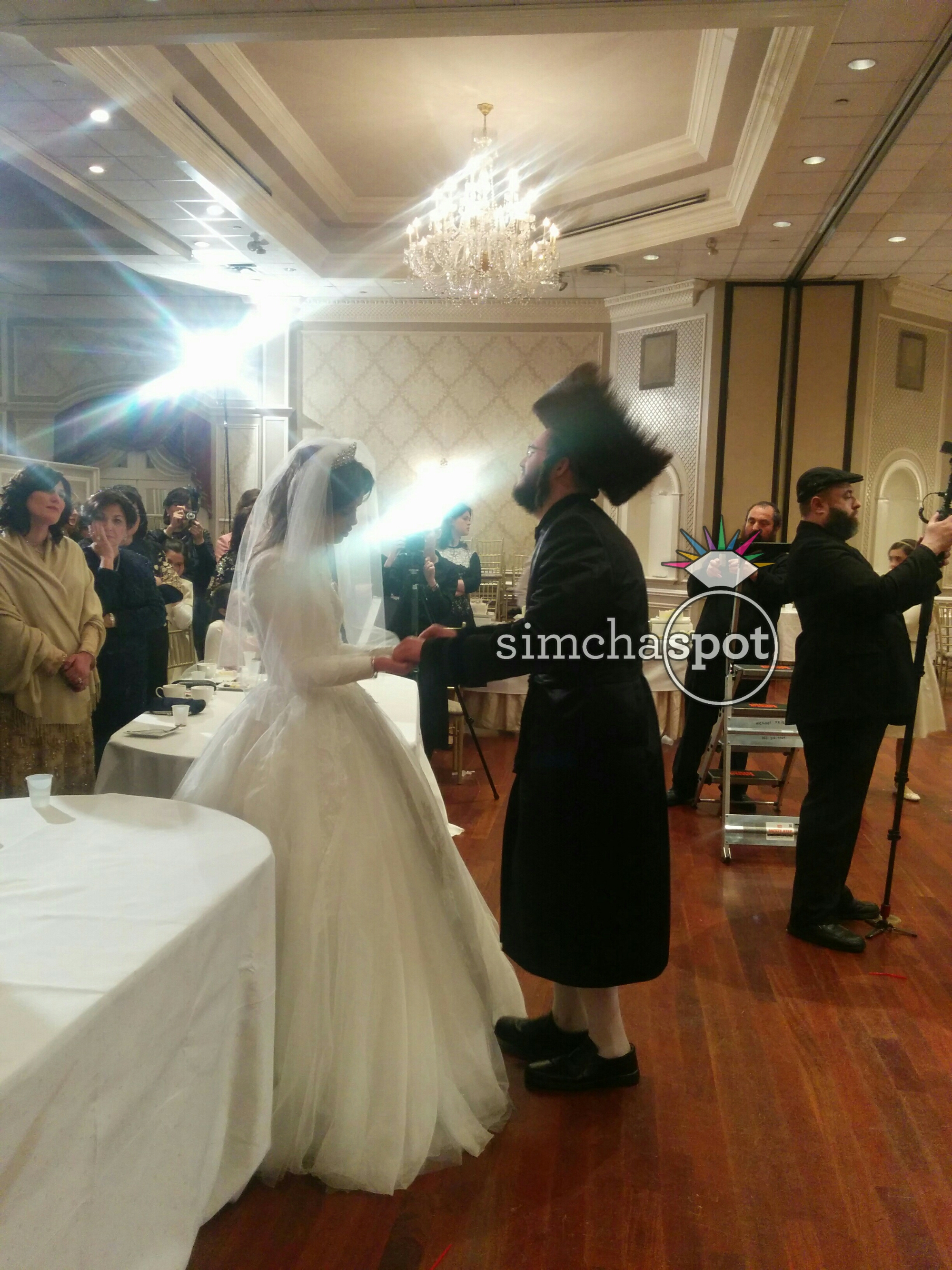 Wedding of Chosson Freshwater and Kallah Retek Simcha Spot